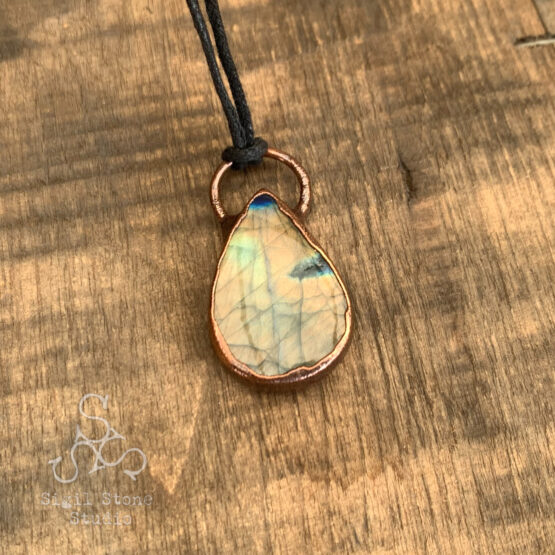 Labradorite Pendant