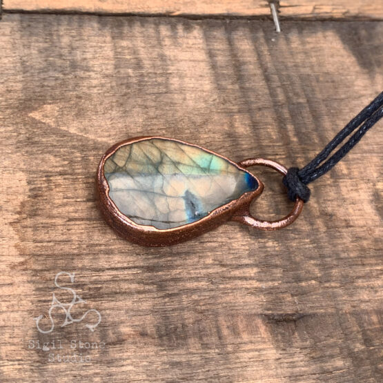 Labradorite Pendant - Image 7