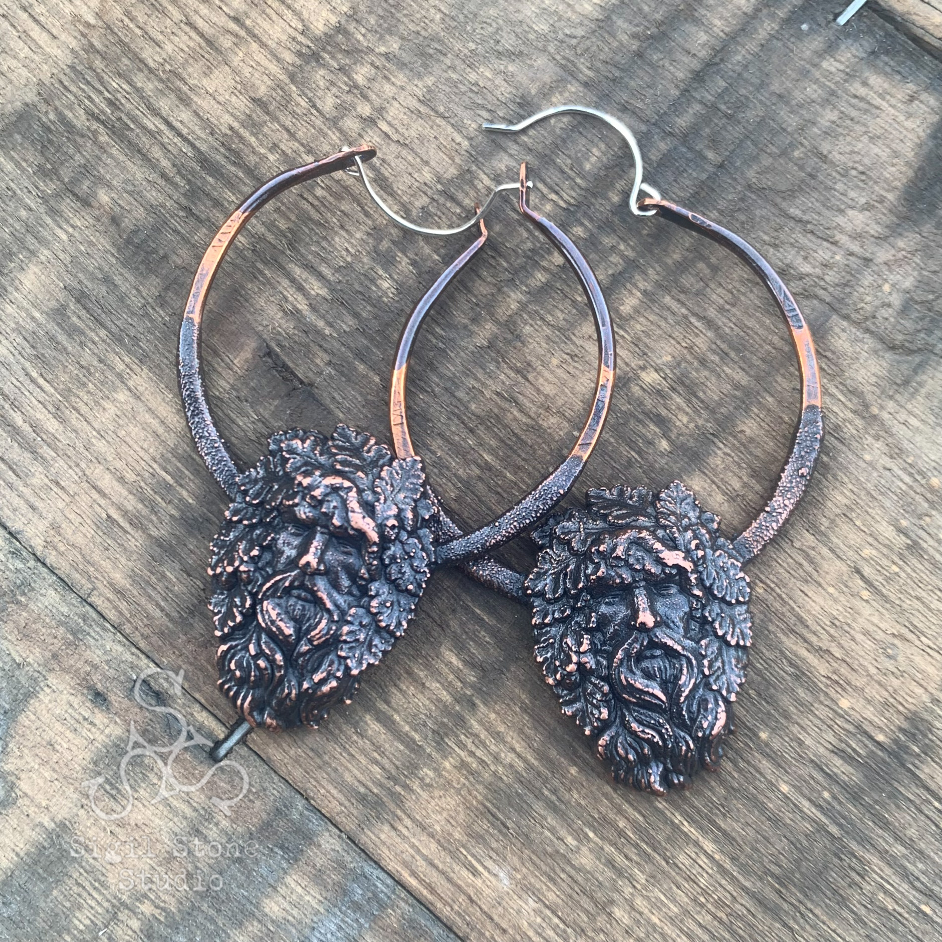 Hoop Earrings - Green man - Image 4